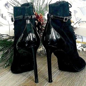 𝅺Saint Laurent Black Suede Lace-up Stiletto Ankle Boots Size 7